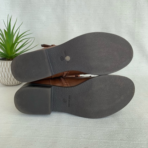 a.n.a. Brown Faux Leather lace Up Boots Woman’s 7.5M - Picture 12 of 12